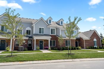 Private entrance apartments